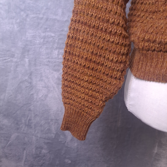 Universal Thread Warm Tan Brown Mock Neck knit Chunky Cropped Sweater Sz Small - Picture 11 of 14